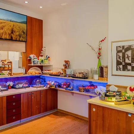 ミュンヘナー ホフ 3* フランクフルト