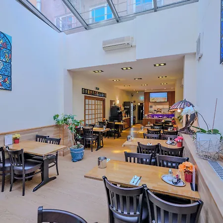 Hotel Muenchner Hof - Frankfurt 3*