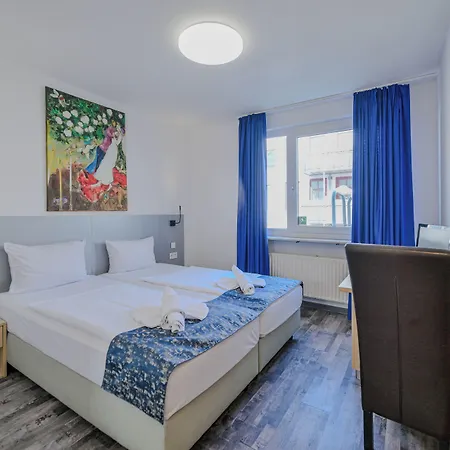Muenchner Hof - Frankfurt Hotel 3*