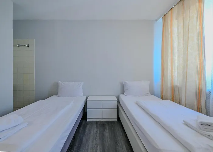 ミュンヘナー ホフ 3* フランクフルト