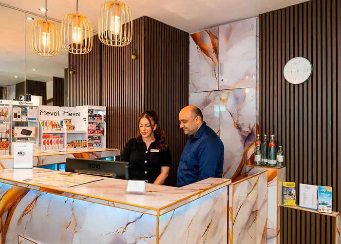 ミュンヘナー ホフ ホテル 3*