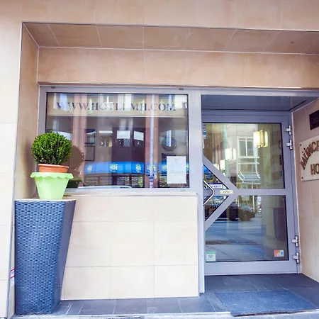 Muenchner Hof 3* Frankfurt nad Menem