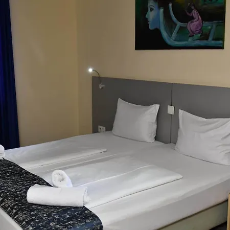 Muenchner Hof - Frankfurt Hotel 3*