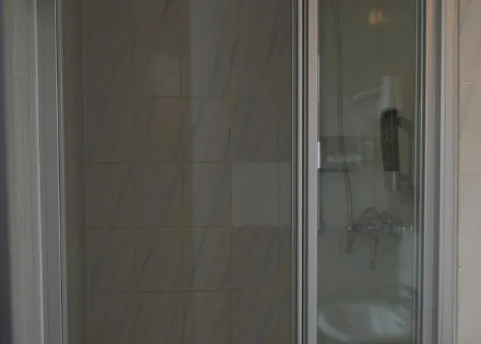 Muenchner Hof Отель 3*