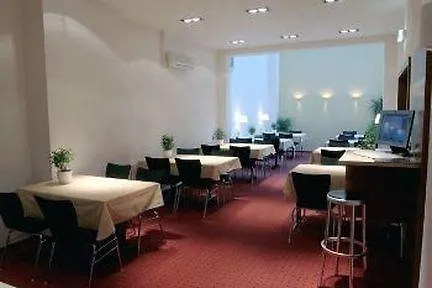 Muenchner Hof Отель Франкфурт-на-Майне